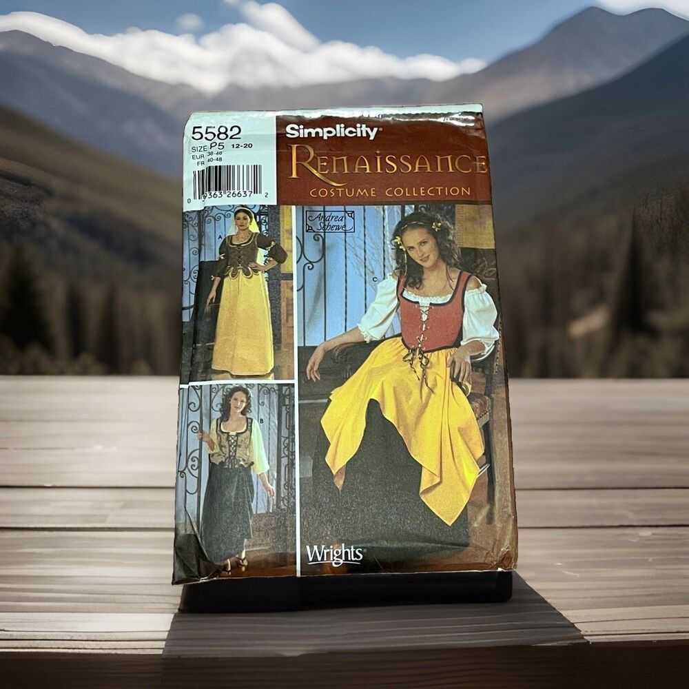 Simplicity Renaissance Costume Collection Pattern 5582 Size 12-20 Cosplay Festiv